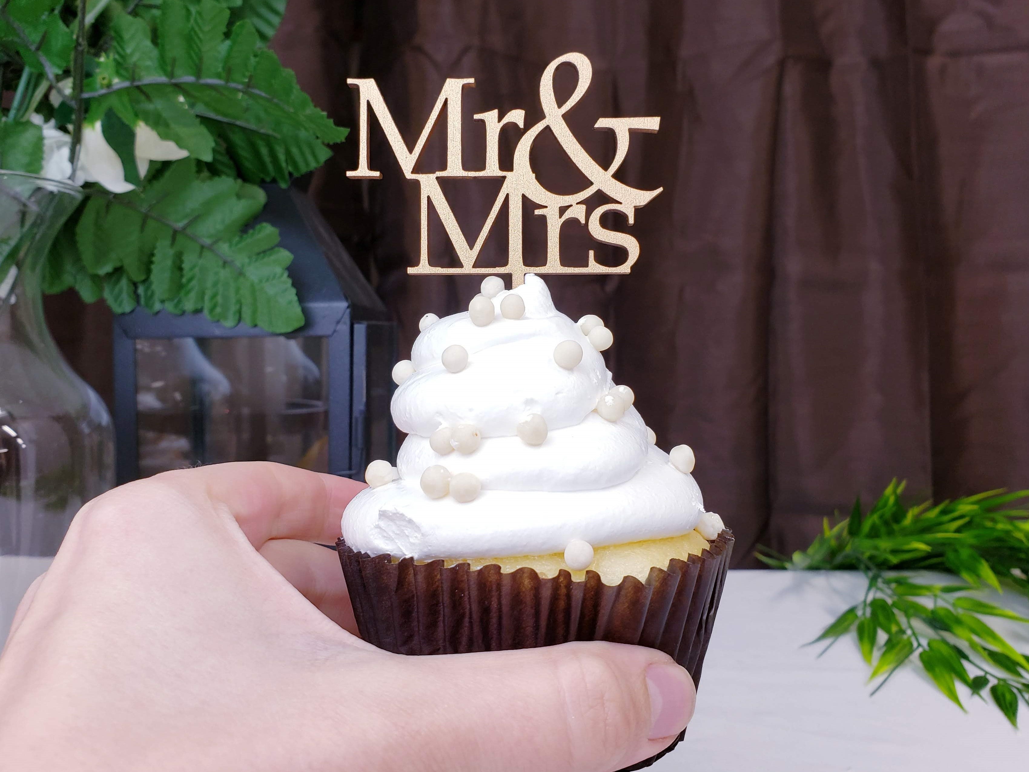Mr & Mrs Cupcake Topper